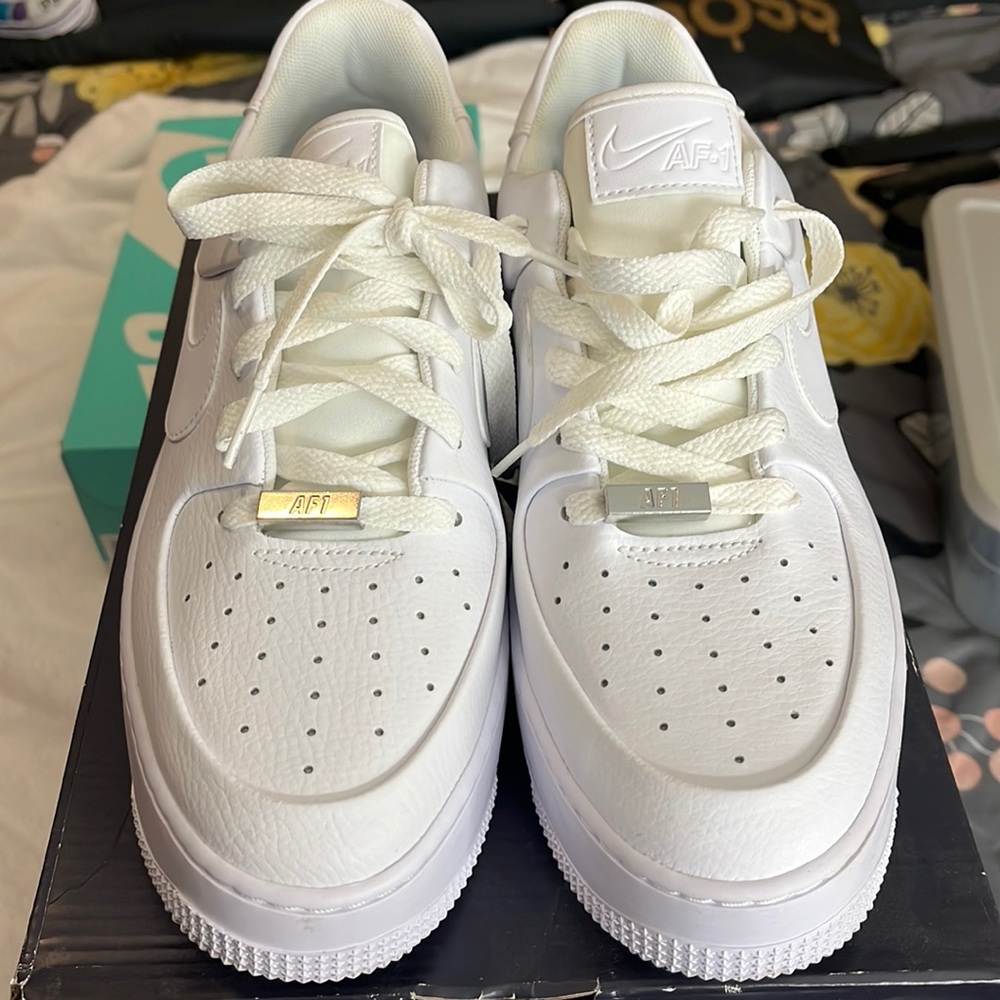 Nike Air Force 1 sage low